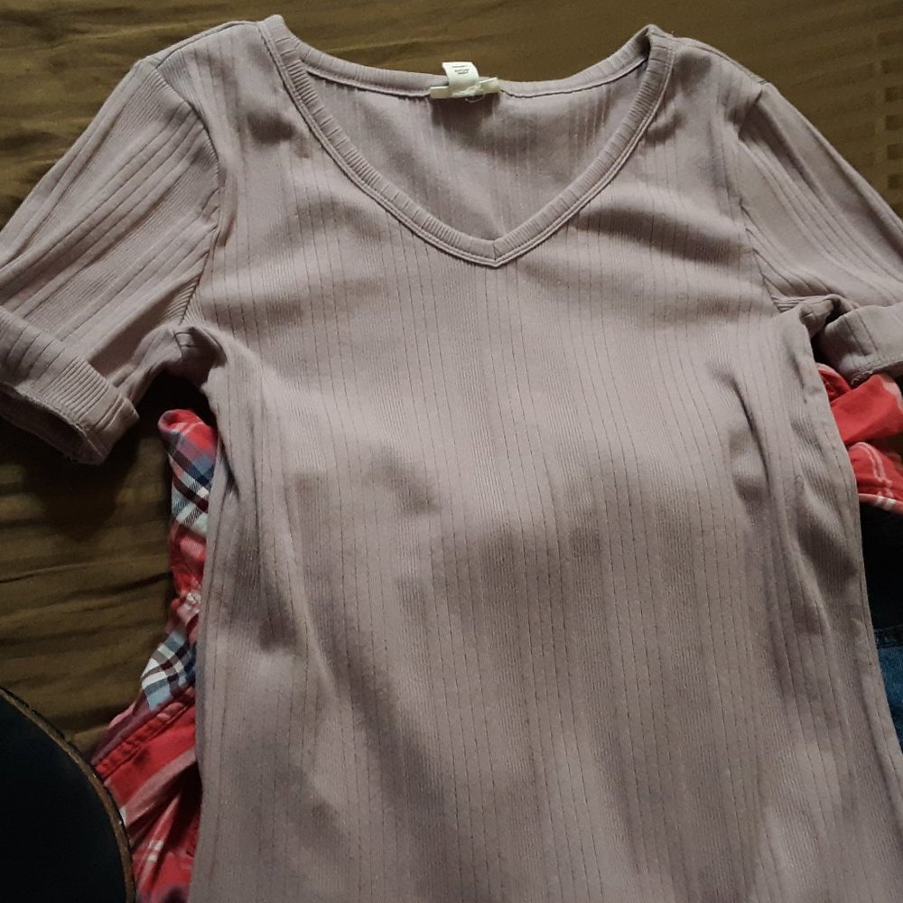 EUC a.n.a Mauve Ribbed Tshirt Sz PM